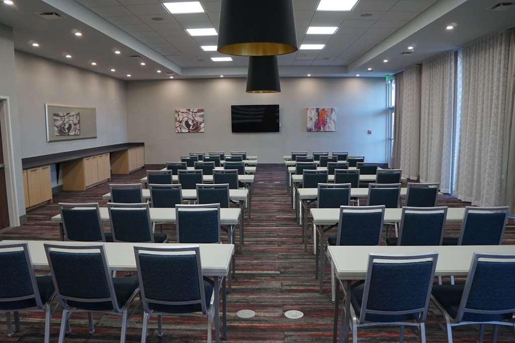 La Quinta Inn & Suites By Wyndham Lewisville Instalações foto